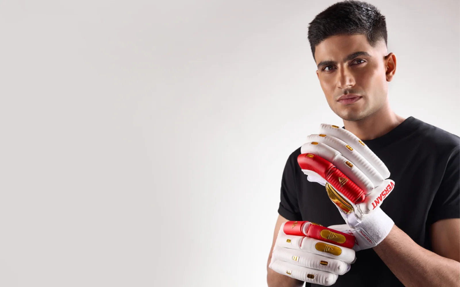 Shubman Gill with the Versant SHOWMAN GLORY